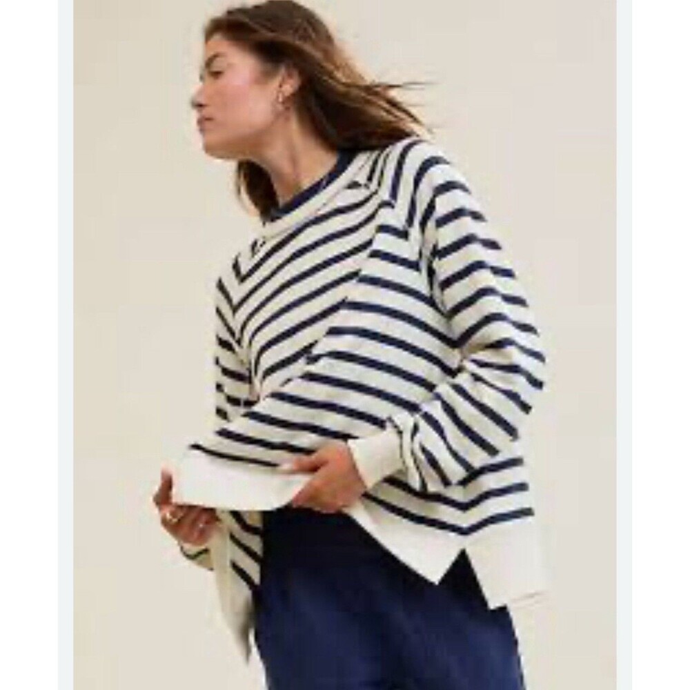 Aerie Blue Cream Oversized Slouchy Ribbed East West Crew Sweatshirt Medium